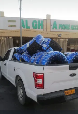 PickUp Ford in Muscat