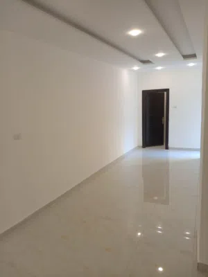شقه للبيع بضاحية الحاج حسن جديدة لم تسكن بعد