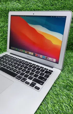 Apple MacBook A1466 i5 Pro 8gb ram 256gb ssd 13inches 2K Retina display Backlight Office installed