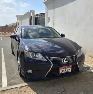 للبيع لكزز صالون موديل 2014 وارد Es350 صبغ وكاله السعر 32000 لتواصل