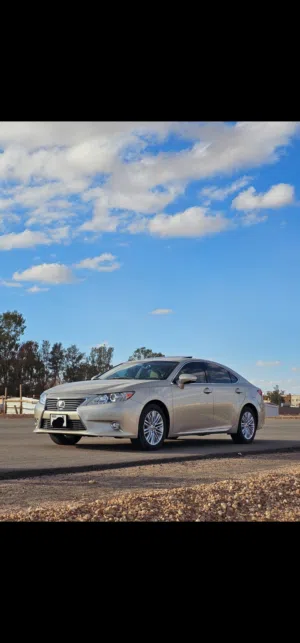 Used Lexus ES in Al Riyadh