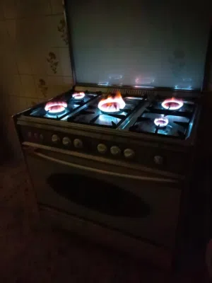 غاز يونيفرسال بحاله ممتازه