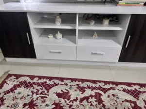 طاوله تلفاز
