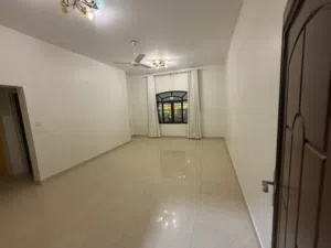 500 m2 More than 6 bedrooms Villa for Rent in Muscat Al Mawaleh
