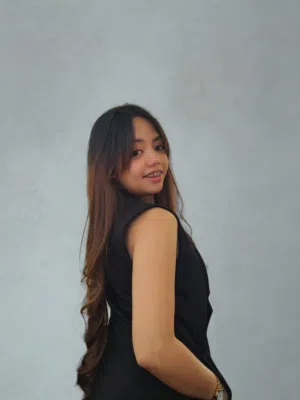 Roselyn Alintuna 
