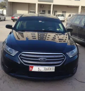 Used Ford Taurus in Abu Dhabi