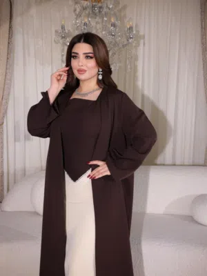 فستان مع عباية