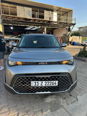 كيا صول 25 عميه محرك 2000دوش ماشيه 4000كيلو بدون ارباك بدون دواخل مرقم بغداد باسمي
