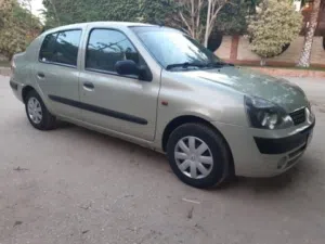 Used Renault Clio in Amman