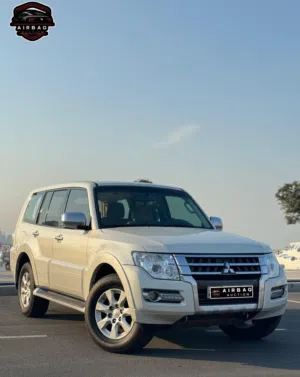 للبيع باجيرو موديل 2021 عداد 88 الف ماكينه 3.5