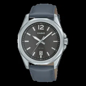 Analog Quartz Casio watches for sale in Sana'a