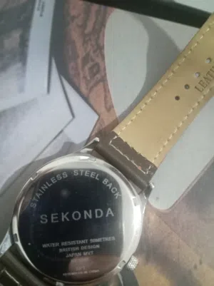 ساعة sekonda