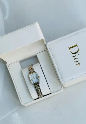 ساعه نسائيه ماركة ديور