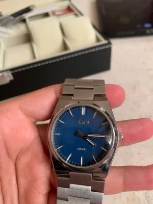 شبيهة ساعة تيسوت