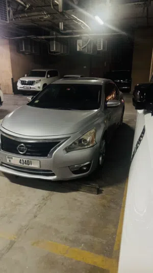 Used Nissan Altima in Dubai