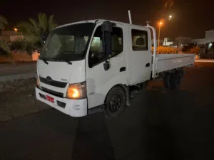 شاحنه هينو