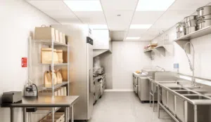 للإيجار مطبخ مركزي بمواقع مميزة