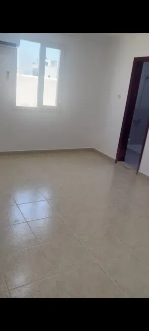 للايجار شقه غرفه وصاله بالسلام عائله صغيره زوج وزوجه فقط