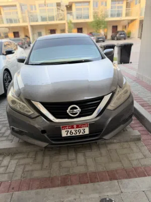 Nissian Altima 2017