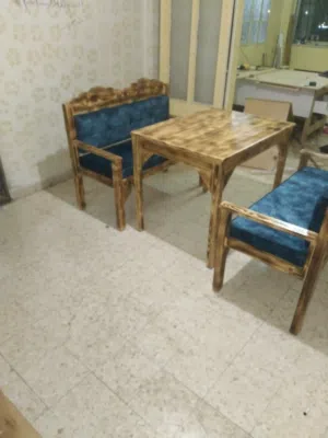 طقم كراسي مع طاولة