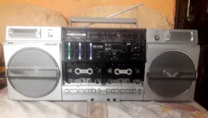تسجيل شارب ياباني