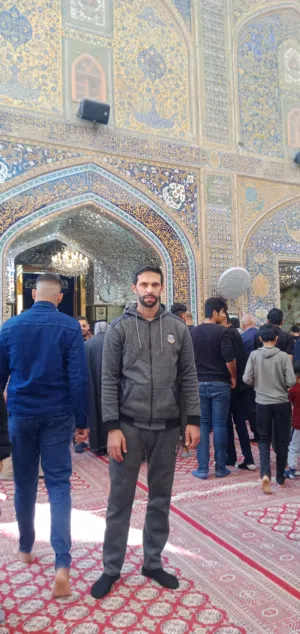 ابو احمد 