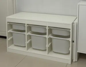 وحدة تخزين من إيكيا مع الصناديق IKEA storage unit with bins