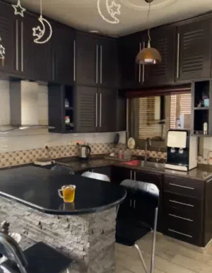 منزل للبيع مع طاقة شمسية