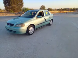 اوبل استرا موديل 2002
