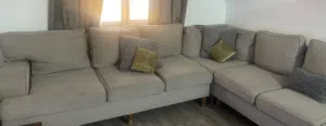 كنب بني أربع قطع