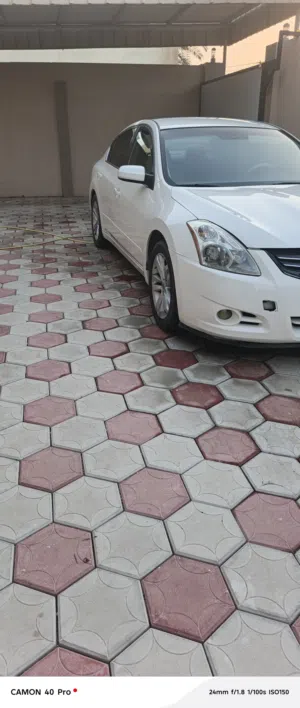 Nissan Altima 2011
