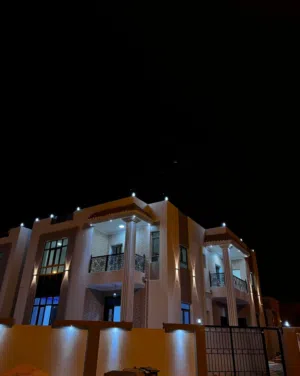 375 m2 More than 6 bedrooms Villa for Sale in Dhofar Salala