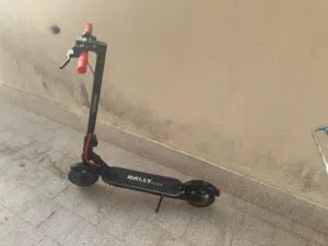 سكوتر كهربائي