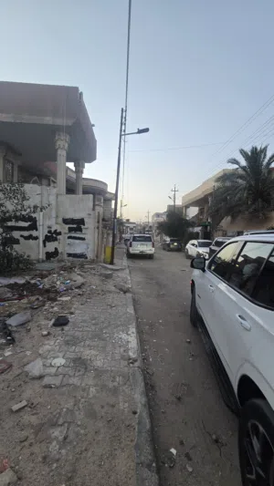 قطعه ارض للبيع مناسب الجزائر خلف مطعم بيت الكل