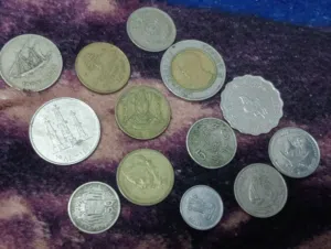 عملات معدنية تذكارية عربيه وأجنبية