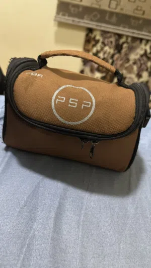 شنطة psp قديمة اكثر من 15 سنة