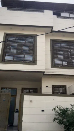 بيت للبيع حي المهندسين قرب شارع الرمل مجاور للركن
