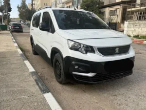 used-peugeot-rifter-in-ramallah-and-al-bireh