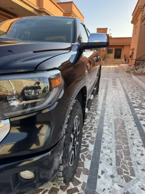 Used Toyota Tundra in Benghazi