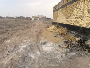قطعه ارض بظهر المحافظه الجزيره