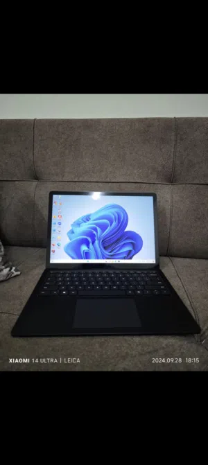 Microsoft Surface laptop 5 i7-12th gen 32GB Ram جديد بسعر خرافي