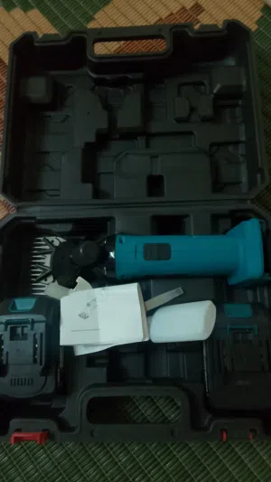 مكينة حلاقه للأغنام بالبطاريه بشحن