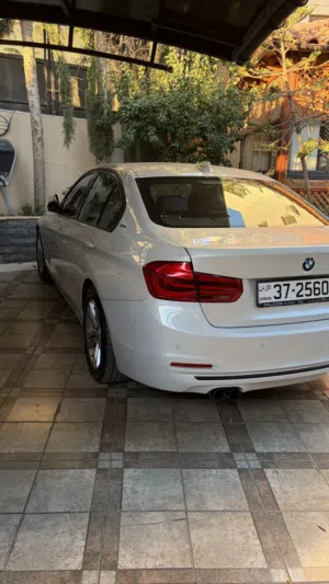 BMW 330E 2016