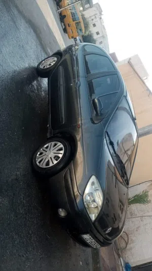 رينو سينك سيارة قوية جدا موديل 2001