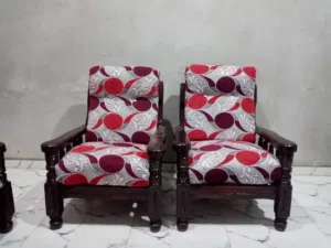 انتريه للبيع كنبه و4 كراسى