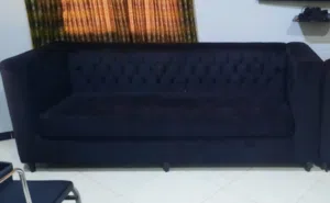 كراسي حلاقه وكنب ومرايات