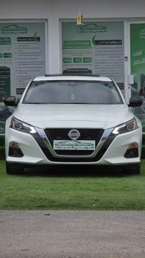 Used Nissan Altima in Muscat