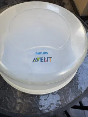 Feeding bottle sterilizer microwavable