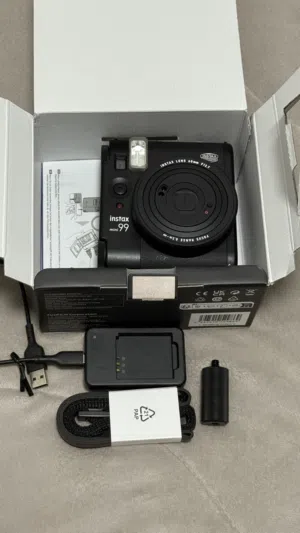 كاميرا جديدة Fuji film mini 99