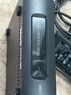 كرت معالجة Universal Audio UAD-2 Satellite TB2 Quad كامل الملحقات